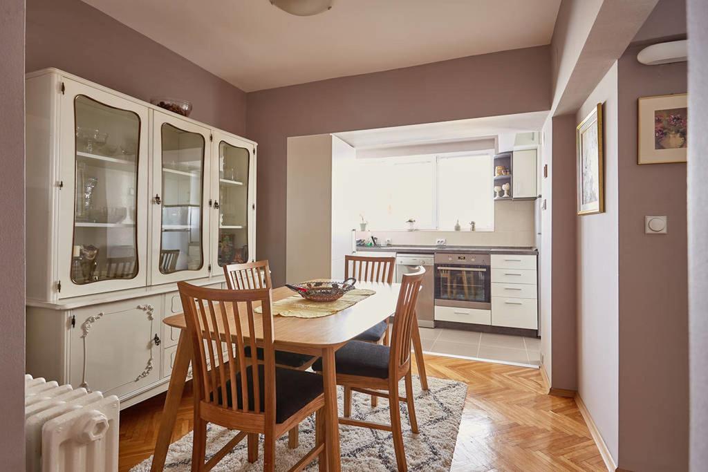 Spacious Modern Apartment In Peaceful Neighborhood Üsküp Dış mekan fotoğraf